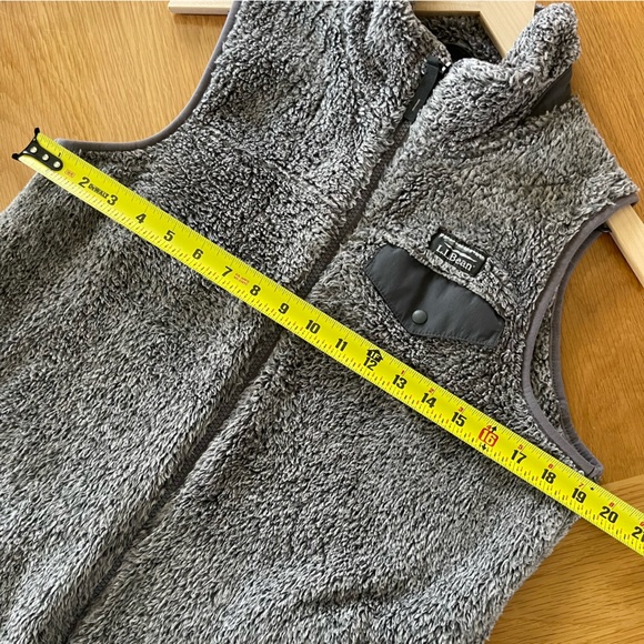 L.L. Bean Sherpa Vest, Women’s size S, Charcoal Grey, Excellent Condition - Picture 11 of 12